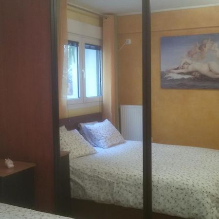 Quiet Apartment In Plaka Athena Bagian luar foto