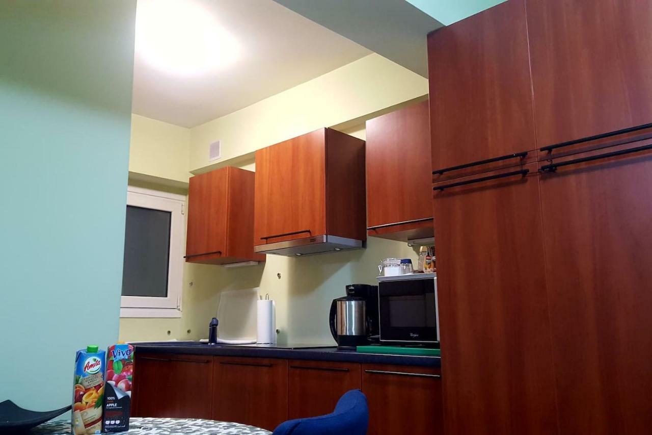 Quiet Apartment In Plaka Athena Bagian luar foto